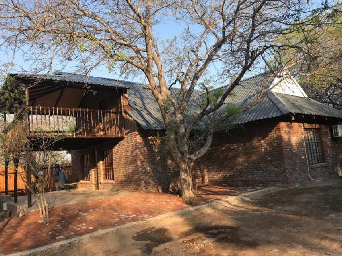 Kruger Wild Dog Inn House 1 Marloth Park Exterior foto