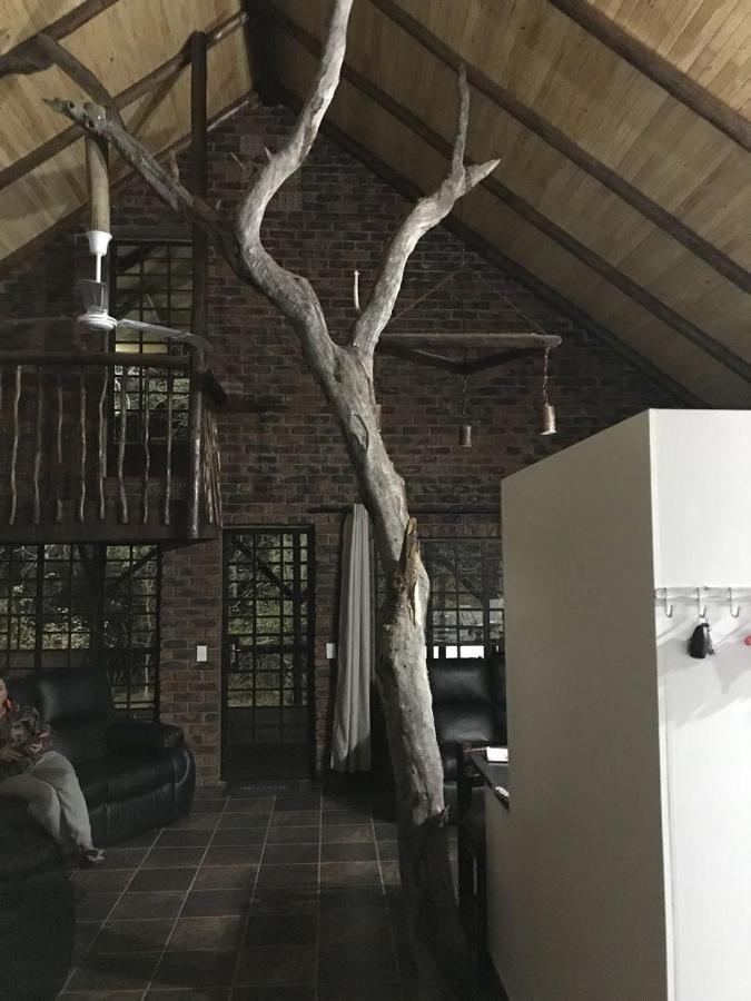 Kruger Wild Dog Inn House 1 Marloth Park Exterior foto