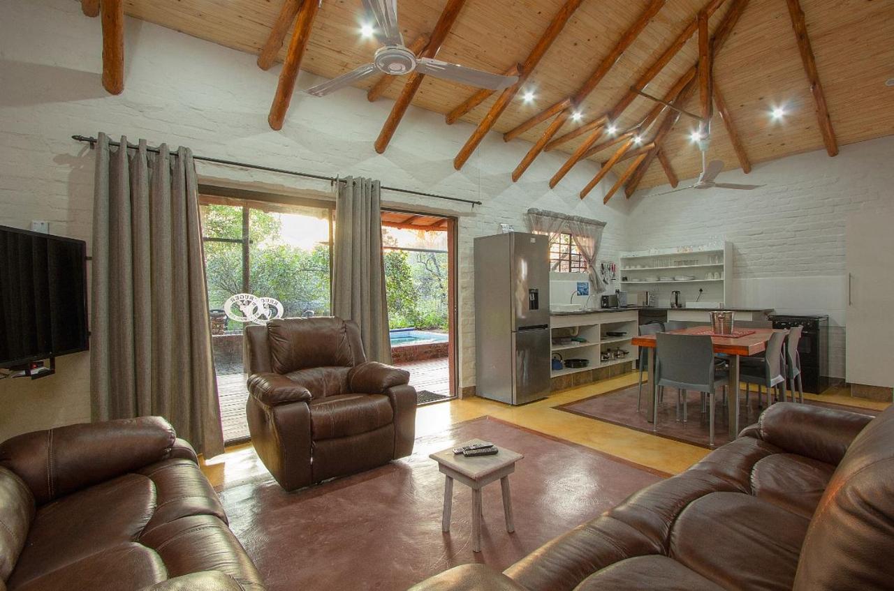 Kruger Wild Dog Inn House 1 Marloth Park Exterior foto