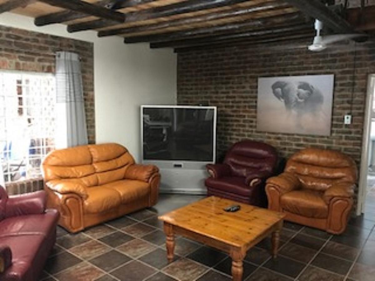 Kruger Wild Dog Inn House 1 Marloth Park Exterior foto